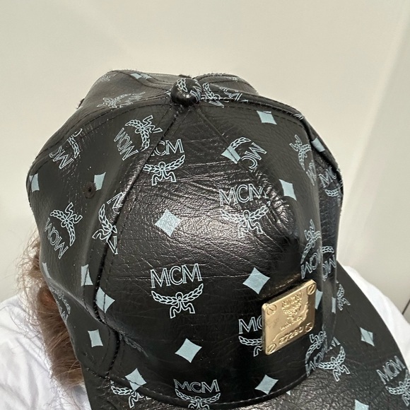 MCM Black Logo Cap - Picture 4 of 10